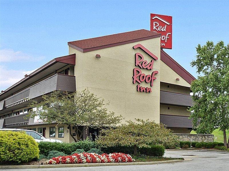 Red Roof Inn Louisville Expo Airport Exterior photo