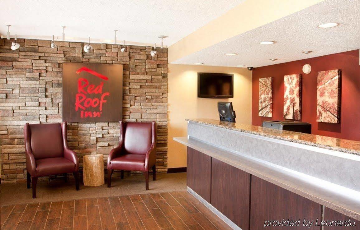 Red Roof Inn Louisville Expo Airport Exterior photo